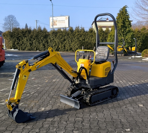 Minikoparka YANMAR SV 08 - 1A (S)  Rok 2016