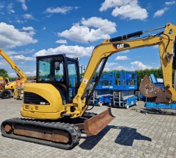 Minikoparka CATERPILLAR 305 D CE rok 2011 - Sprzedana